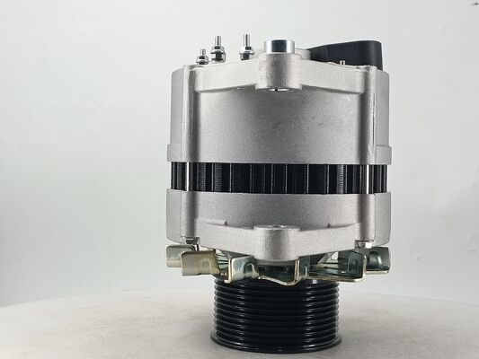 YUCHAI 28V 55A JFWZ255-03 TMJ00-3701100A YC6MJ480L 自動車エンジンオルタネーター